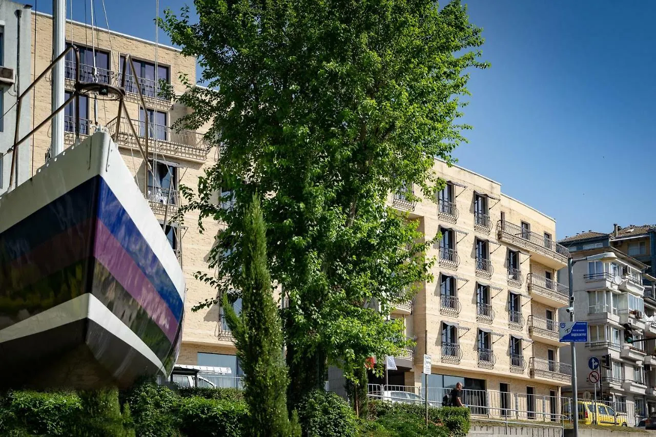 Panorama Hotel - Free Ev Charging Station Varna 4*,